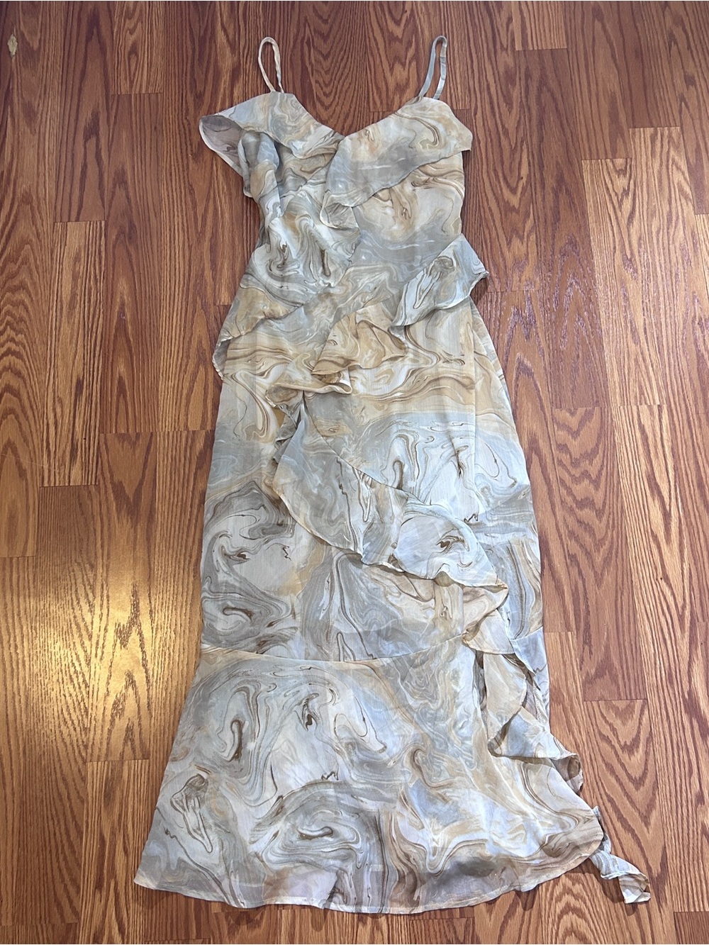 Blu Pepper marble ruffle maxi dress 🤍 Y2K coquette